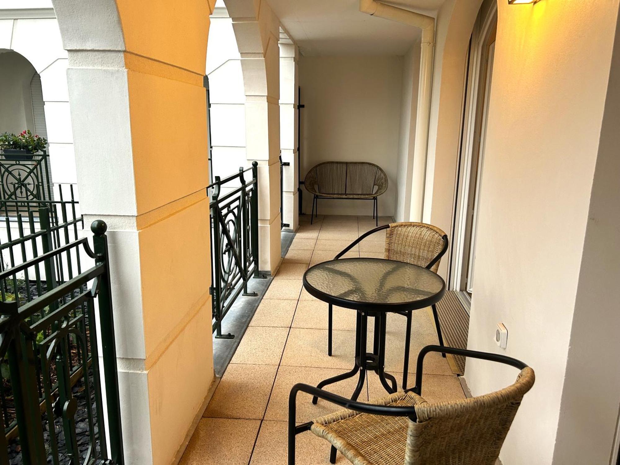 Garden By Dream Apartments Серрі Екстер'єр фото